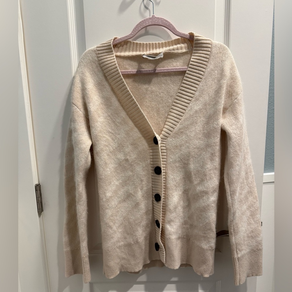 Everlane Cadigan. The Alpaca Tiger Jacquard Cardigan